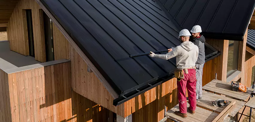 Professional Barn Roof Repair Services in Beloit, WI