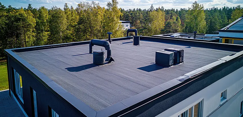 Professional Flat Roof Replacement Services in Beloit, WI
